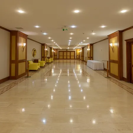 Kervansaray Thermal Hotel Convention Center & Spa 5* Bursa