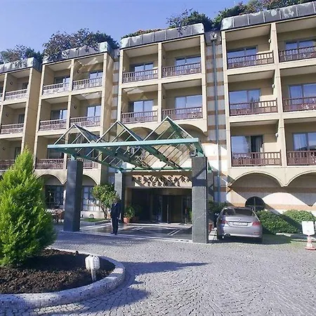 Отель Kervansaray Thermal Hotel Convention Center & Spa 5*